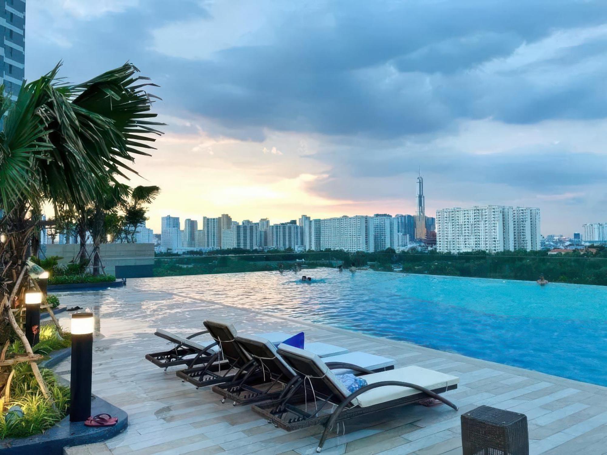 The Sun Avenue - Lalaland & Chill Sky Pool Apartment Ho Chi Minh City